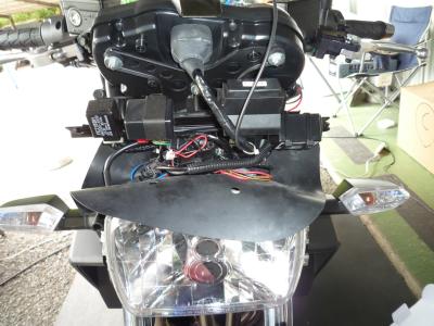 zrx1200daeg.08.jpg
