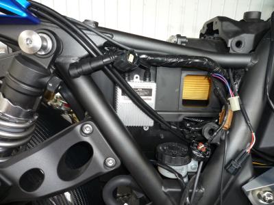 zrx1200daeg.09.jpg