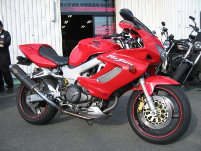 vtr1000f.09.1080.jpg