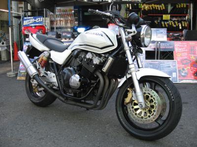 cb400sf_hv.011.1080.jpg