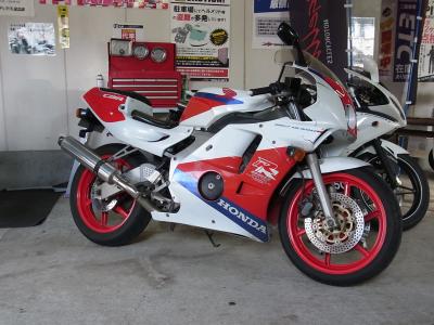 cbr250rr.09.1080.jpg